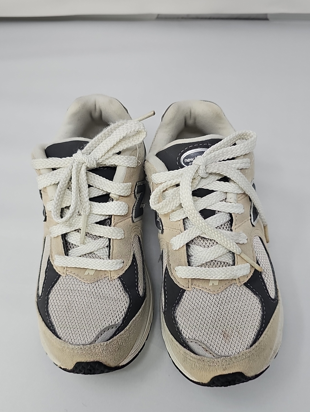 New Balance Beige and Black Kids Sneakers Size 1